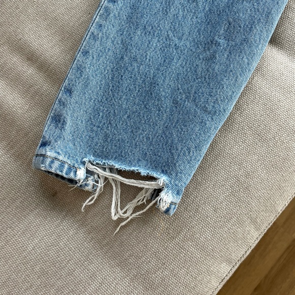 Levi’s Straight Leg 501’s - Original Fit - Picture 5 of 7